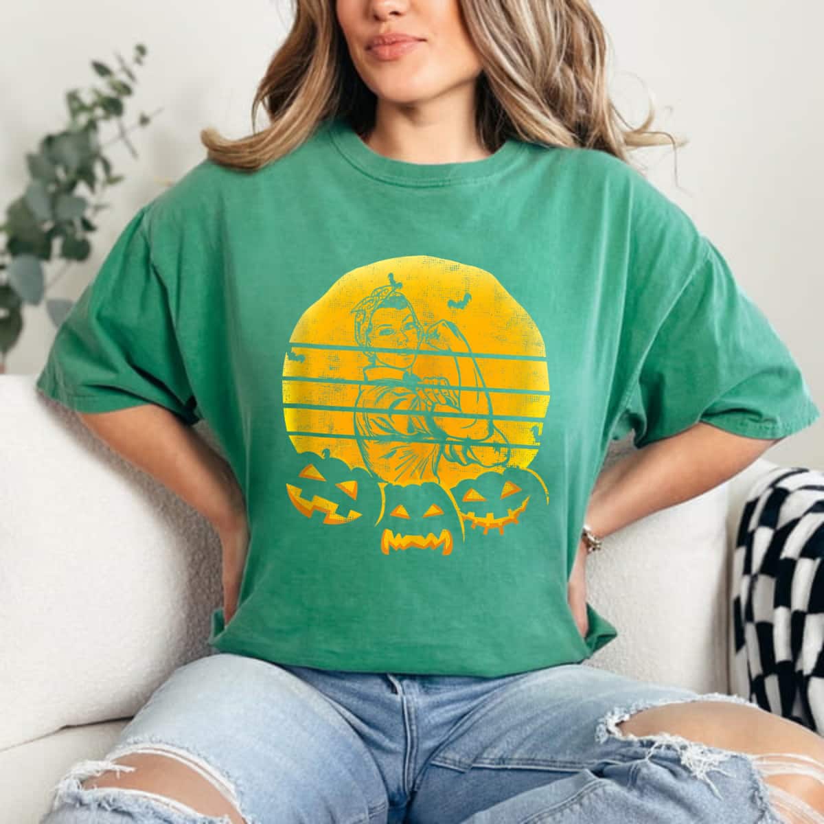 Strong Women Retro Vintage T-Shirt Halloween Gift Strong Women Retro Vintage T-Shirt Halloween Gift
