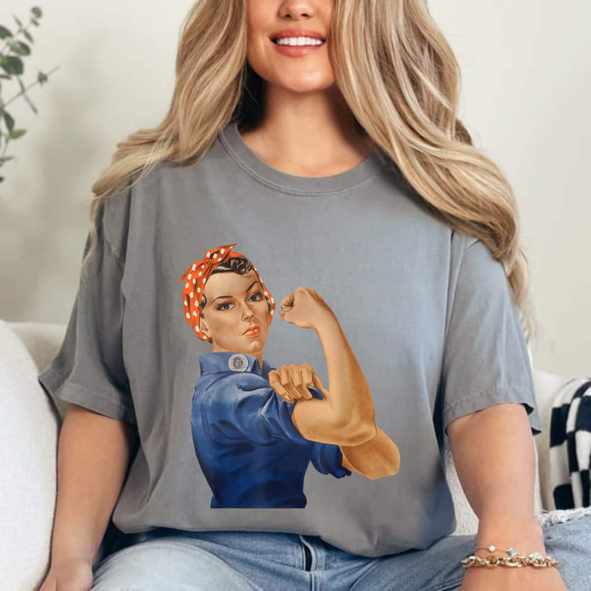 Strong Women Rosie The Riveter We Can Do It T-Shirt Gift Strong Women Rosie The Riveter We Can Do It T-Shirt Gift