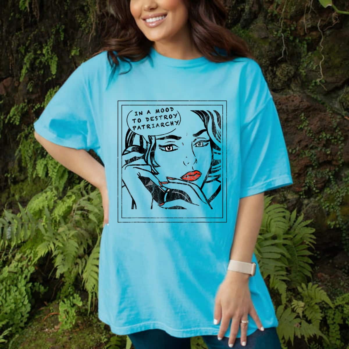 Strong Women In A Mood To Destroy The Patriarchy T-Shirt Strong Women In A Mood To Destroy The Patriarchy T-Shirt