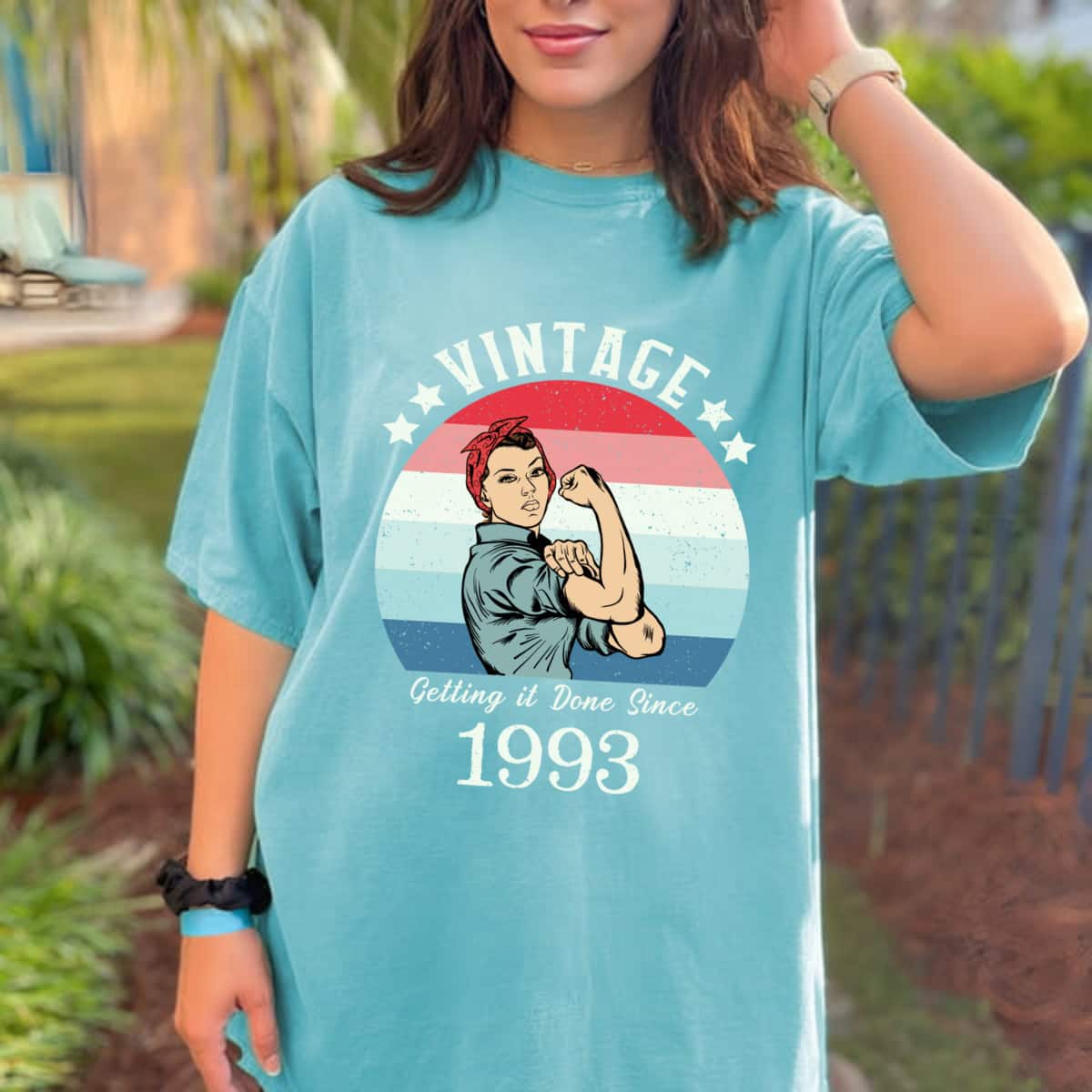 Strong Women Vintage 1993 Rosie The Riveter Birthday T-Shirt Strong Women Vintage 1993 Rosie The Riveter Birthday T-Shirt