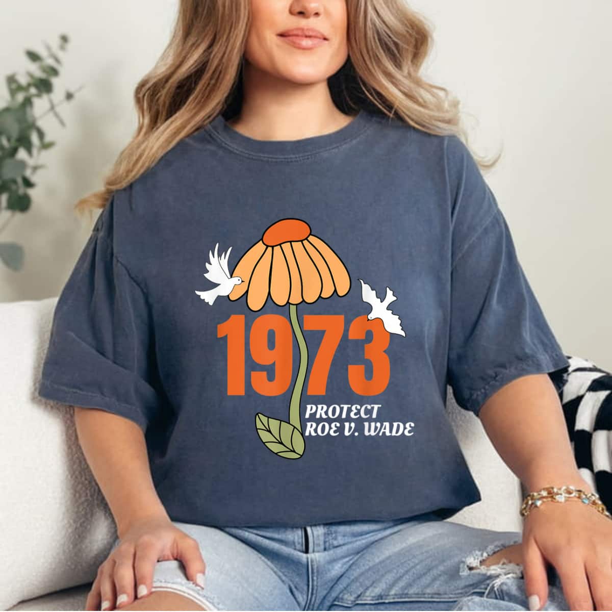 Strong Women Protect Roe V Wade 1973, Abortion Is Healthcare T-Shirt Strong Women Protect Roe V Wade 1973, Abortion Is Healthcare T-Shirt