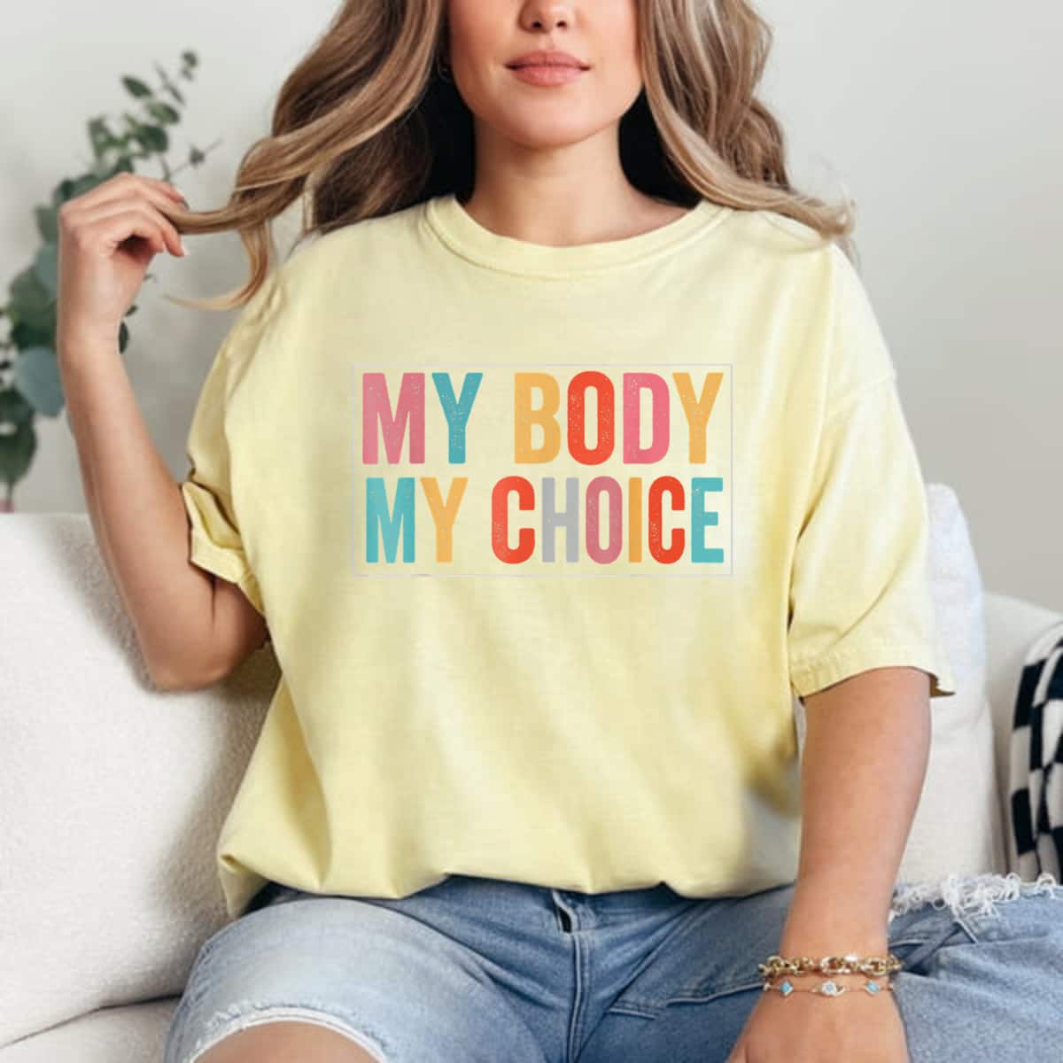 Strong Women My Body Choice Uterus feminist Business Women T-Shirt Strong Women My Body Choice Uterus feminist Business Women T-Shirt