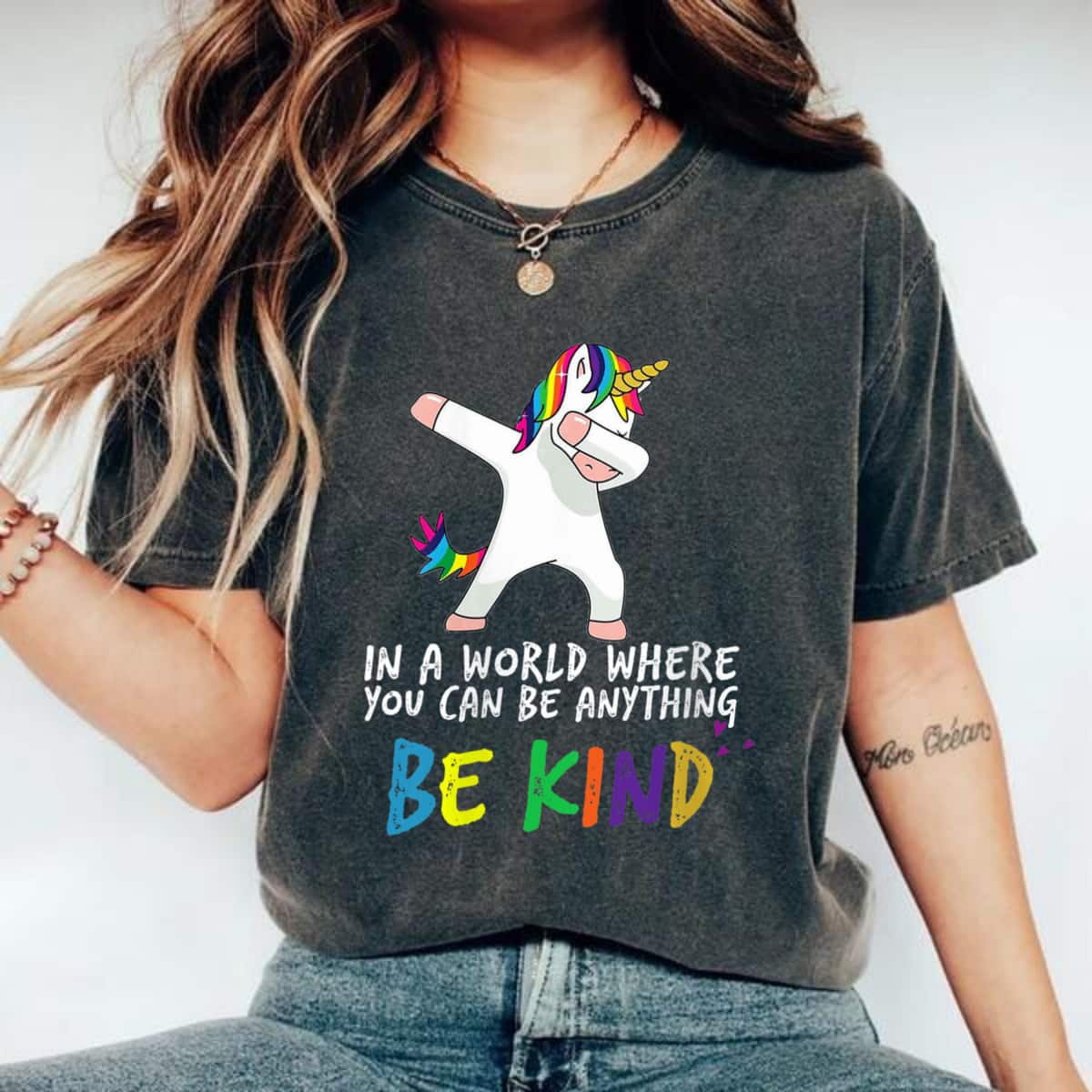 Womens In A World Where You Can Be Anything Be Kind, Kindness Feminist T-Shirt Womens In A World Where You Can Be Anything Be Kind, Kindness Feminist T-Shirt