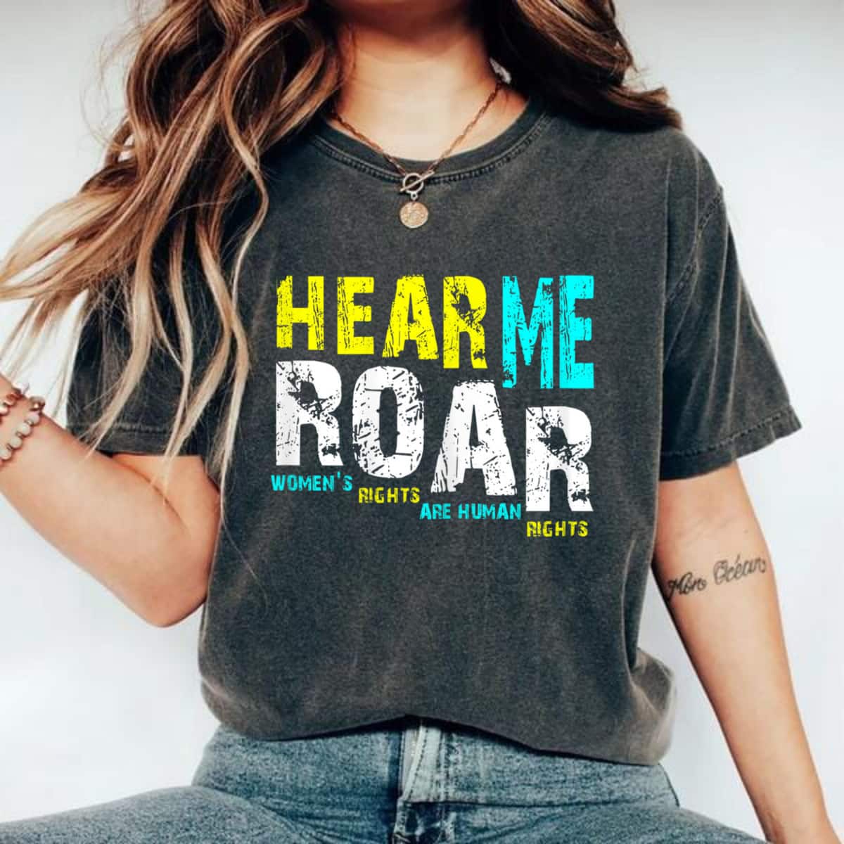 Womens Hear Me Roar I Am Women Feminist Gift T-Shirt Womens Hear Me Roar I Am Women Feminist Gift T-Shirt