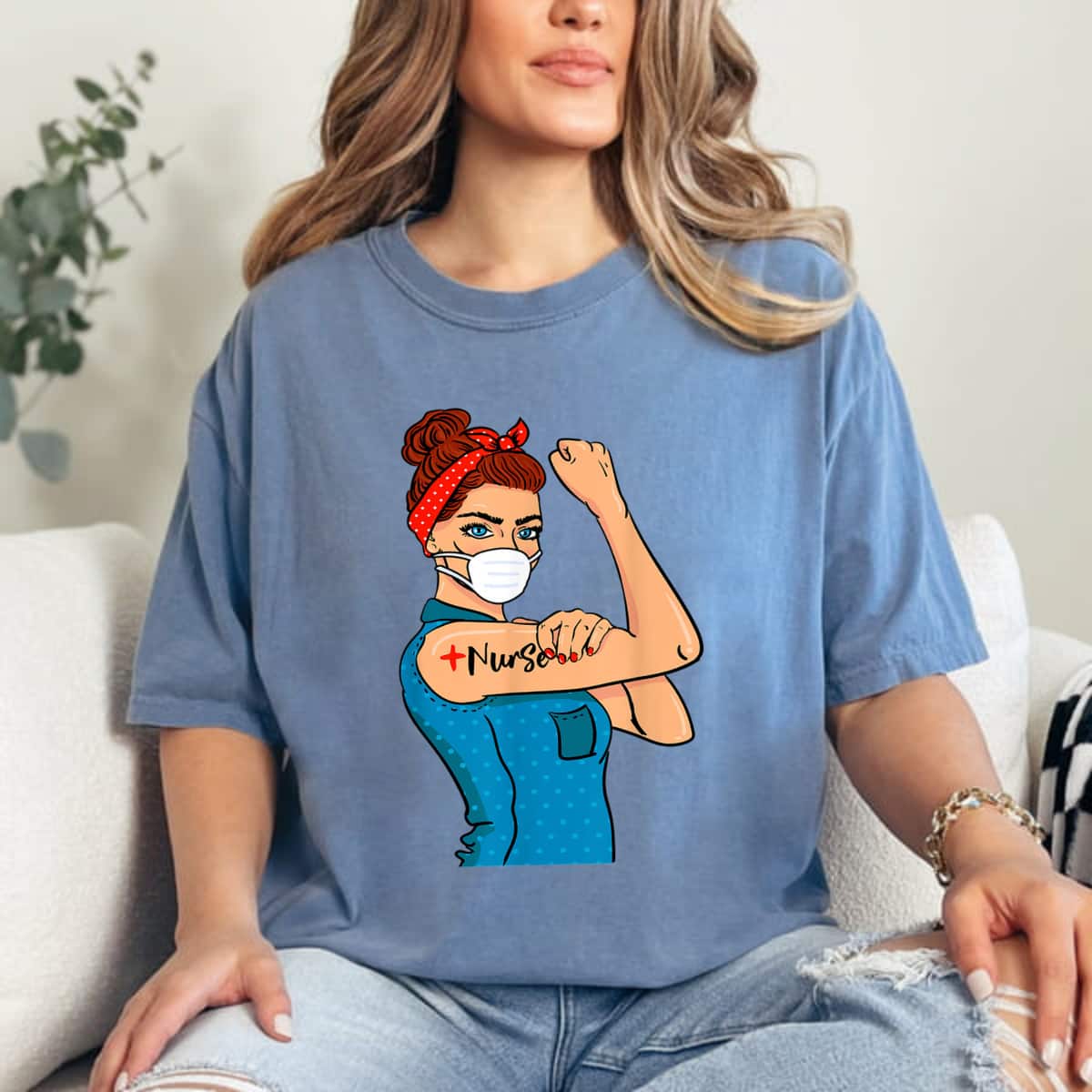 Nurse With Mask Rosie The Riveter Nurse Strong Medical Pro T-Shirt Nurse With Mask Rosie The Riveter Nurse Strong Medical Pro T-Shirt