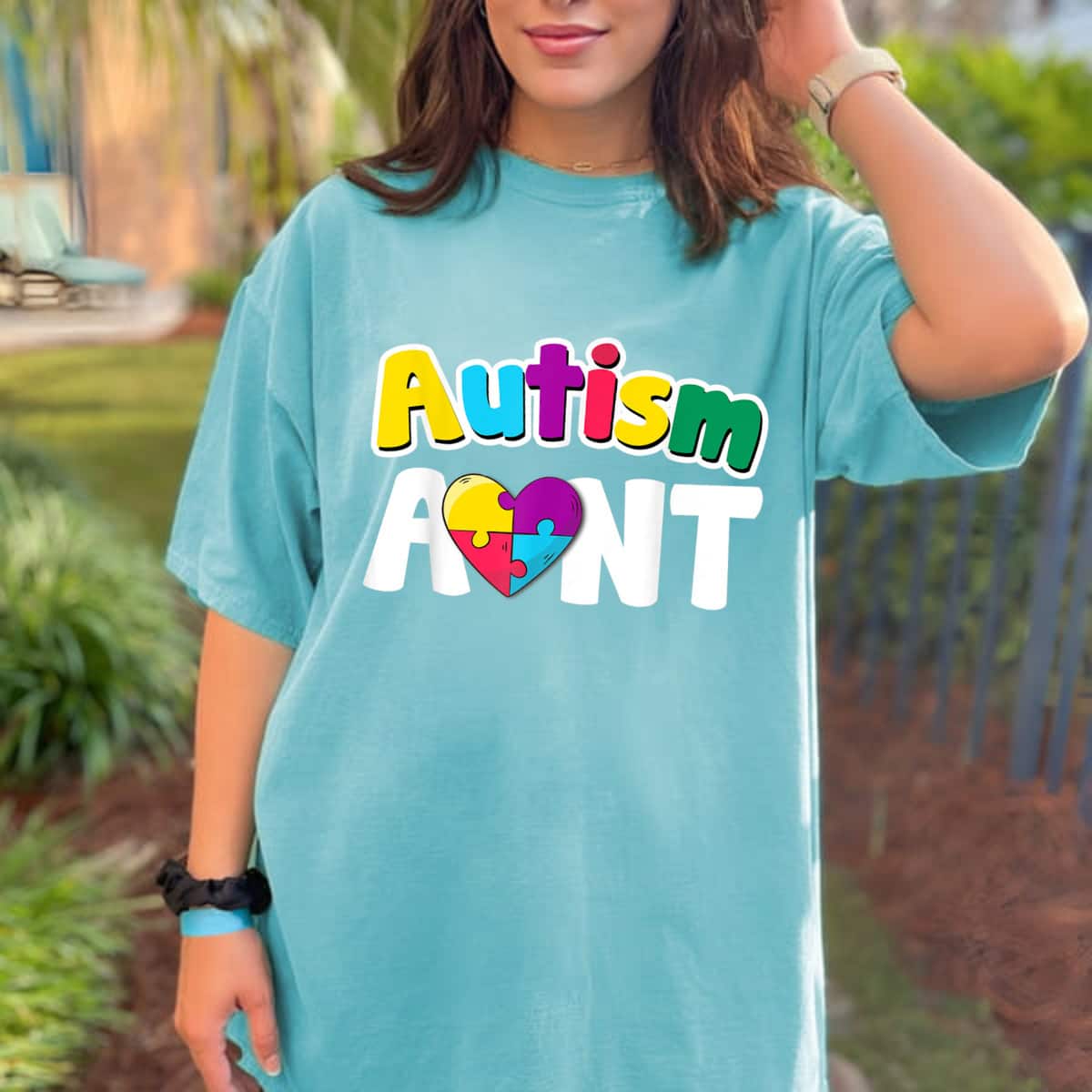 Autism Aunt Awareness Puzzle Pieces Colors Gift T-Shirt Autism Aunt Awareness Puzzle Pieces Colors Gift T-Shirt