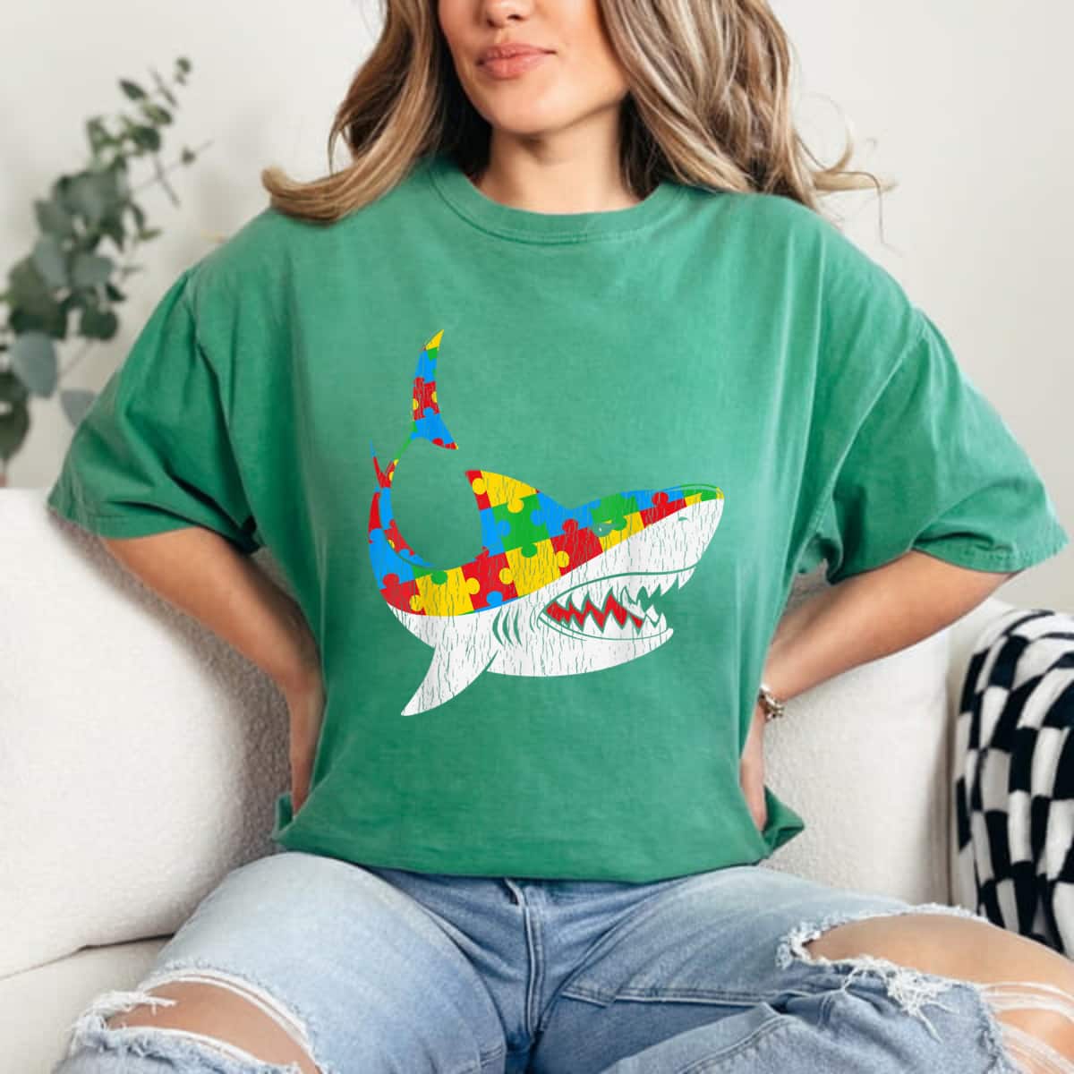 Vintage Shark Puzzle Autistic Kids Autism Awareness Shark T-Shirt Vintage Shark Puzzle Autistic Kids Autism Awareness Shark T-Shirt
