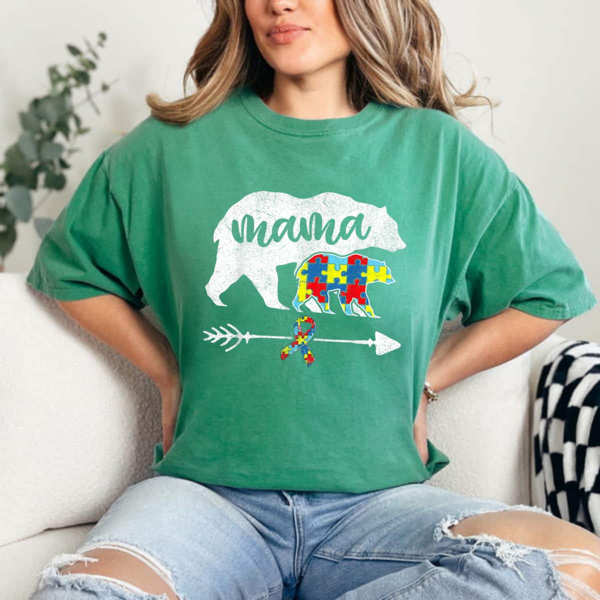 Autistic Kid Mama Bear, Autism Awareness Puzzle T-Shirt Autistic Kid Mama Bear, Autism Awareness Puzzle T-Shirt