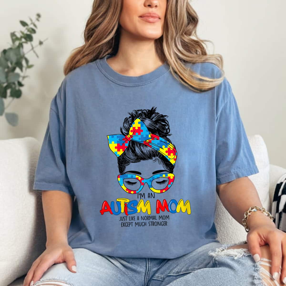 Womens I'm An Autism Mom Vintage Messy Bun T-Shirt Womens I'm An Autism Mom Vintage Messy Bun T-Shirt