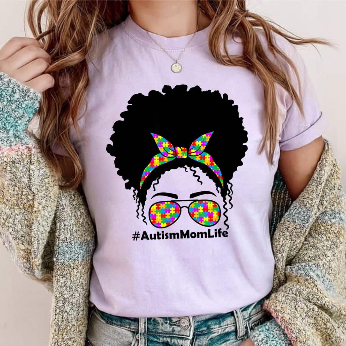 Messy Bun African American Hair Sunglasses Womens Autism Mom T-Shirt Messy Bun African American Hair Sunglasses Womens Autism Mom T-Shirt