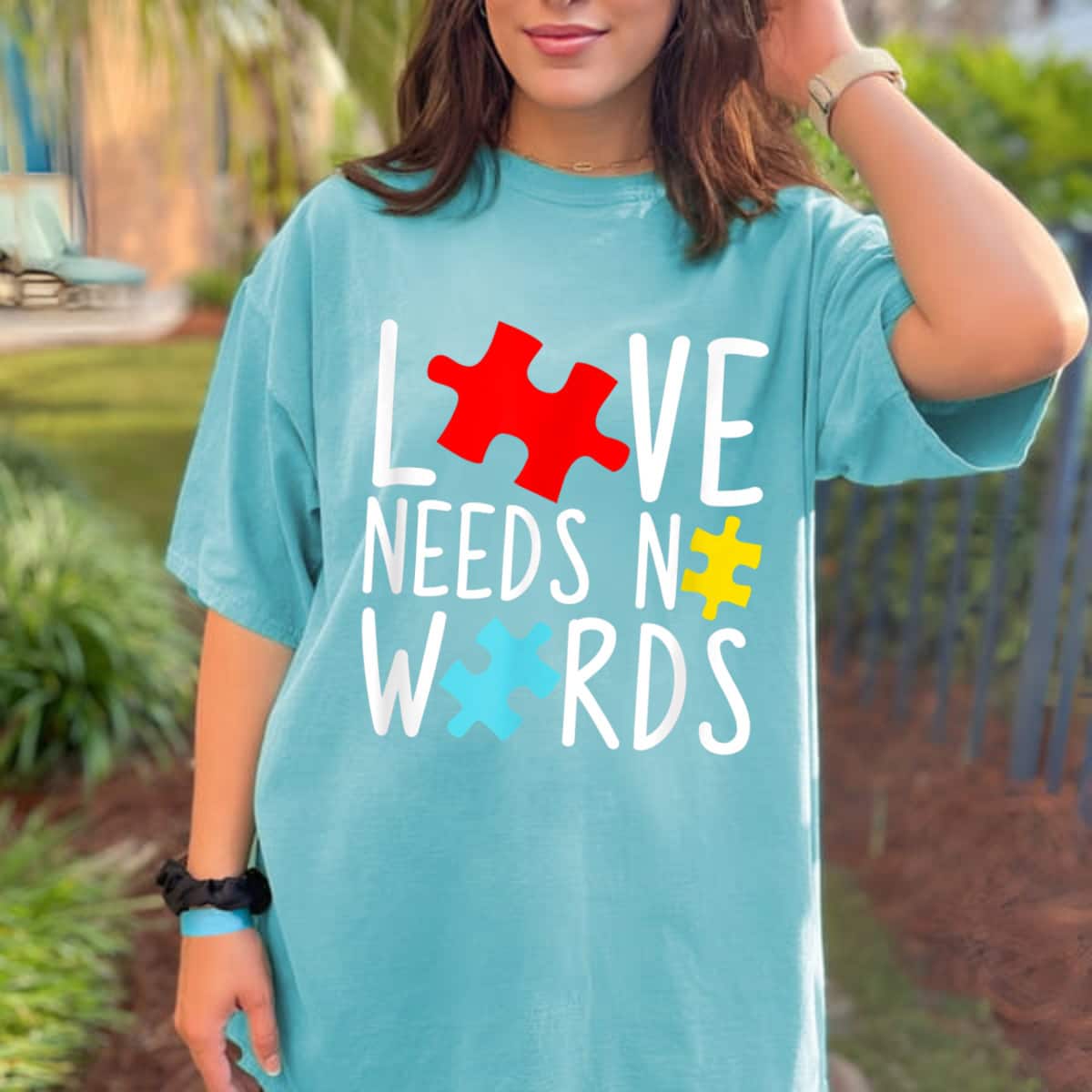 Love Needs No Words - Autism Awareness T-Shirt Love Needs No Words - Autism Awareness T-Shirt
