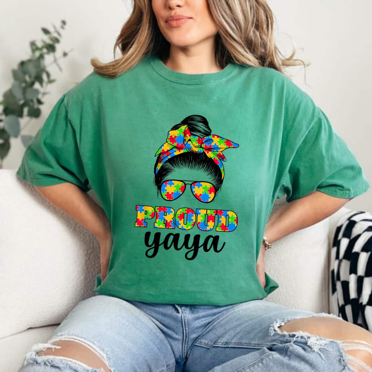 Proud Yaya Messy Bun Autism, Autism Awareness, Mother's Day T-Shirt Proud Yaya Messy Bun Autism, Autism Awareness, Mother's Day T-Shirt