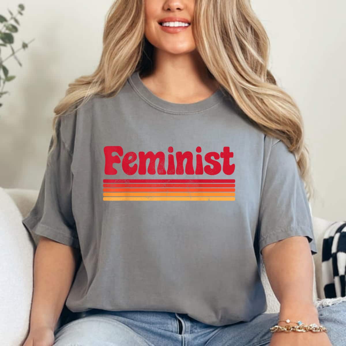 Feminist Retro Vintage 60s 70s Style Feminism Gift T-Shirt Feminist Retro Vintage 60s 70s Style Feminism Gift T-Shirt