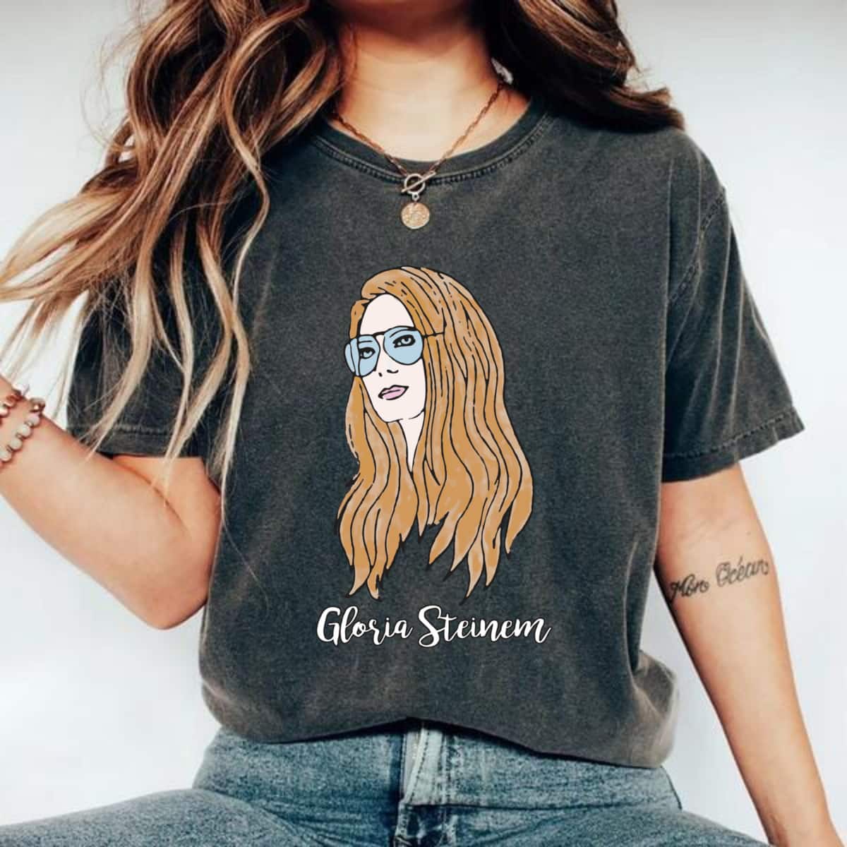 Feminist Icon Vintage Watercolor Art T-Shirt Feminist Icon Vintage Watercolor Art T-Shirt