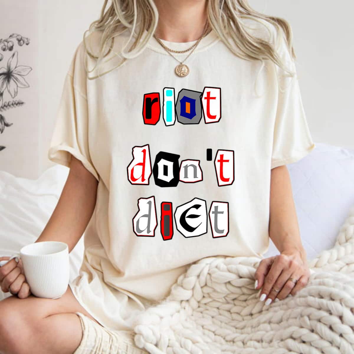 Riot Don't Diet Funny Feminist Riot Grrl T-Shirt Riot Don't Diet Funny Feminist Riot Grrl T-Shirt