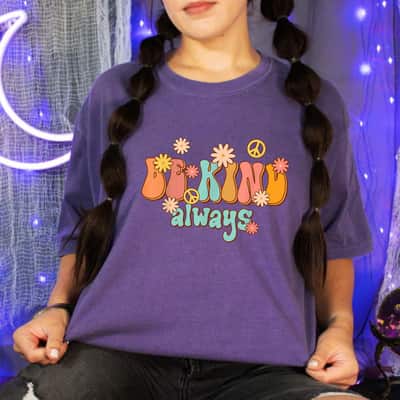 Be Kind Always Peace Sign Flowers Retro Groovy 70s Men T-Shirt