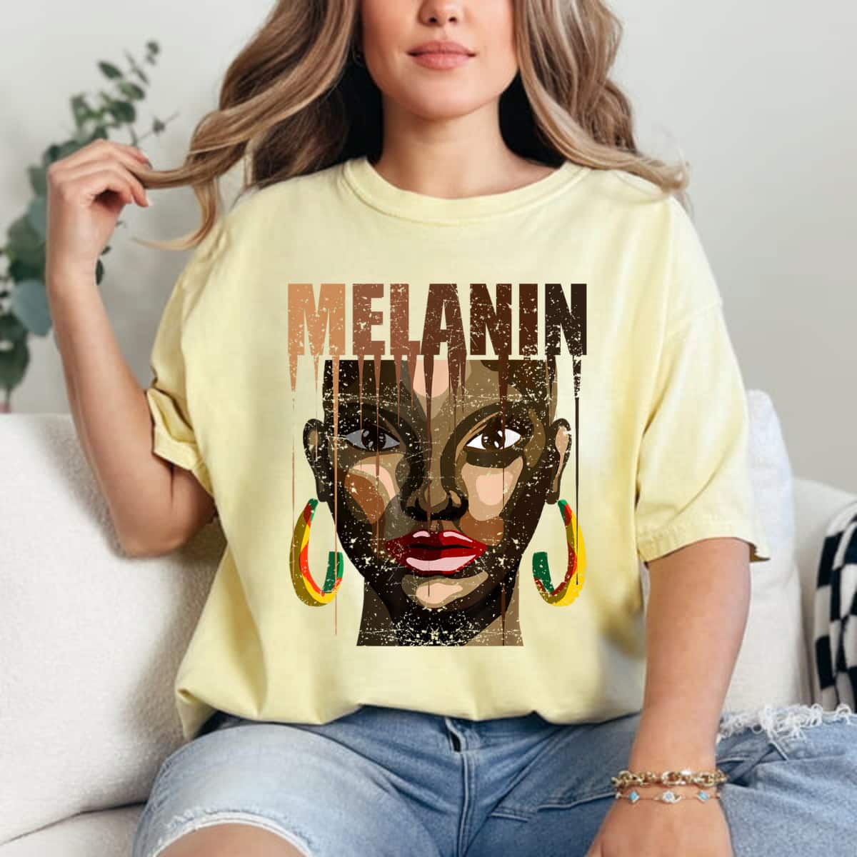 Melanin African Woman Graphic Empowered T-Shirt Melanin African Woman Graphic Empowered T-Shirt