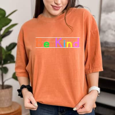 Straight Color Be Kind T-Shirt
